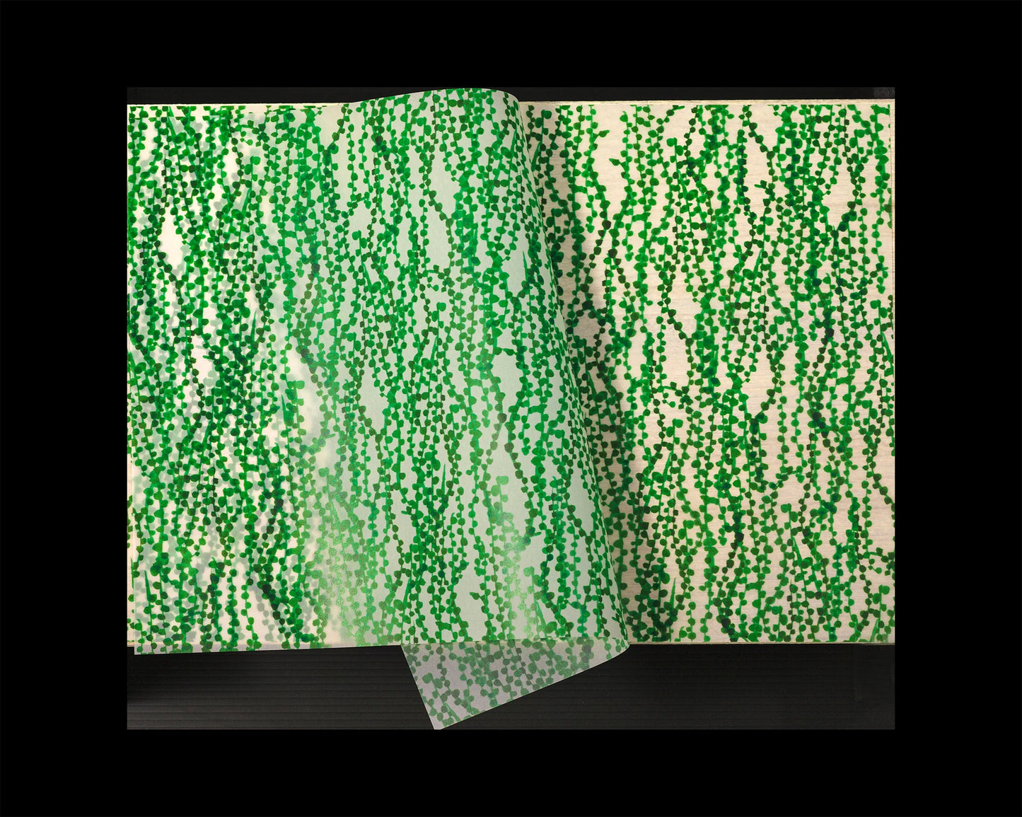 Green Necklace Tracing Paper Wrapping Paper · Regaro Papiro