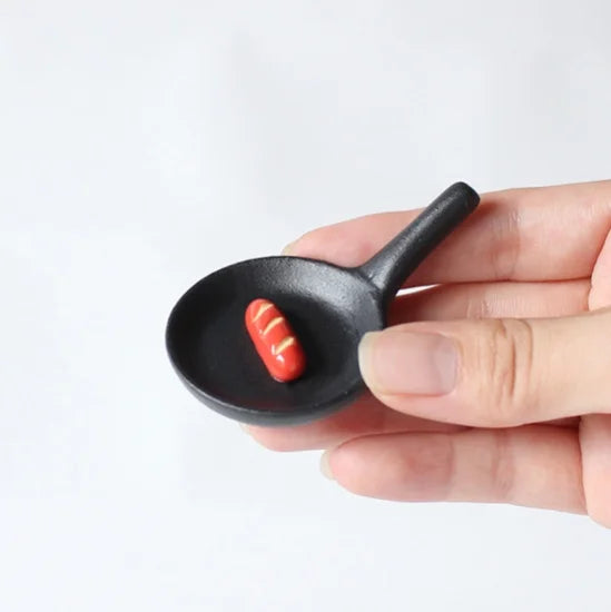 Pan with Weiner Chopstick Rest · Masters Craft