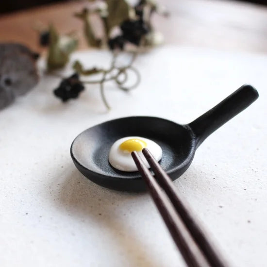 Pan with Egg Chopstick Rest · Masters Craft