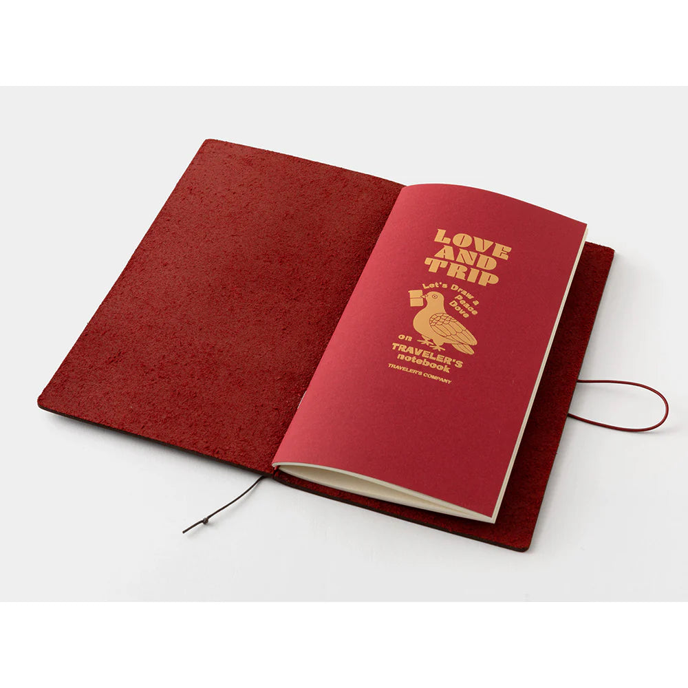 TRAVELER'S Notebook LOVE AND TRIP / Red (Regular Size)