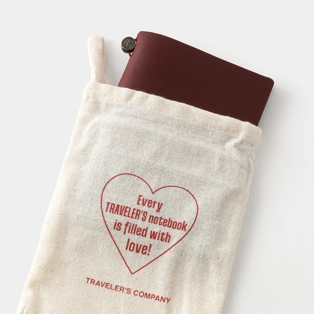 TRAVELER'S Notebook LOVE AND TRIP / Red (Passport Size)