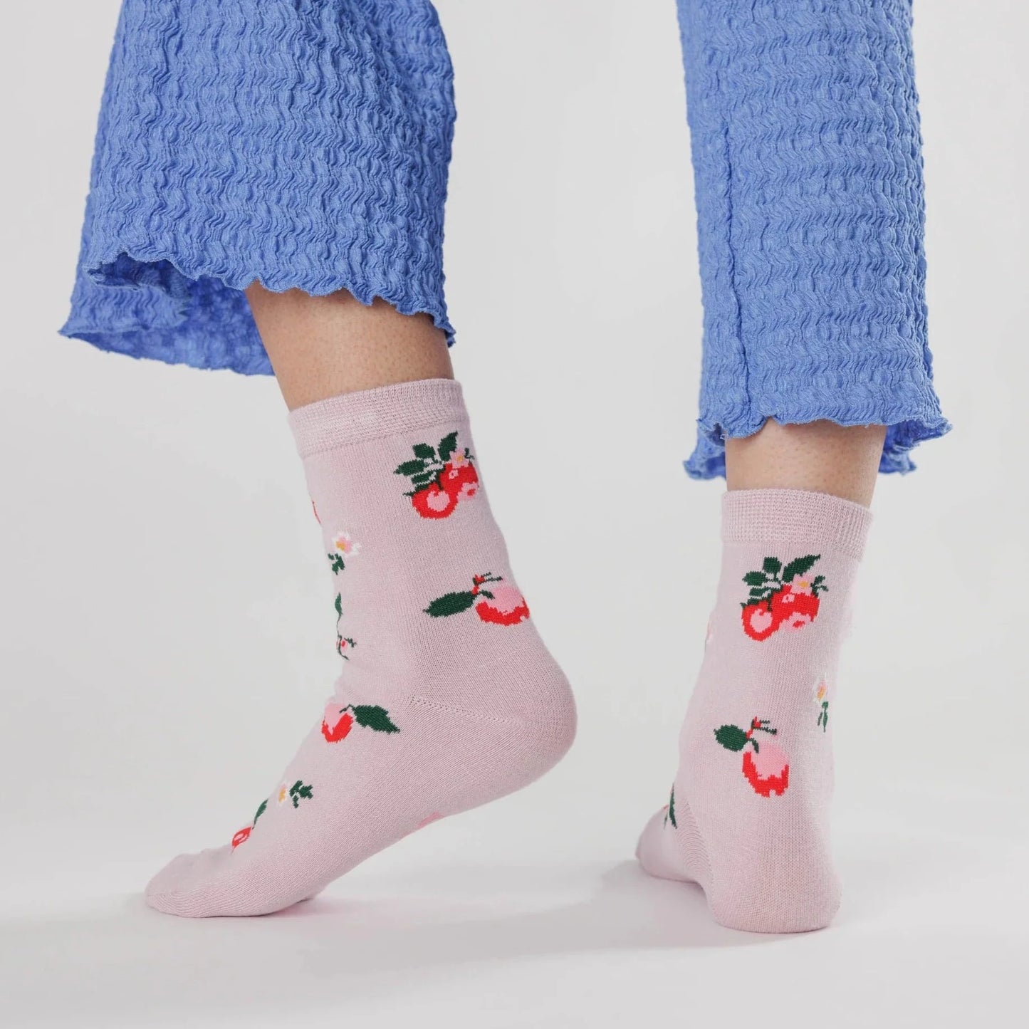 Needlepoint Apple / Baggu Crew Sock
