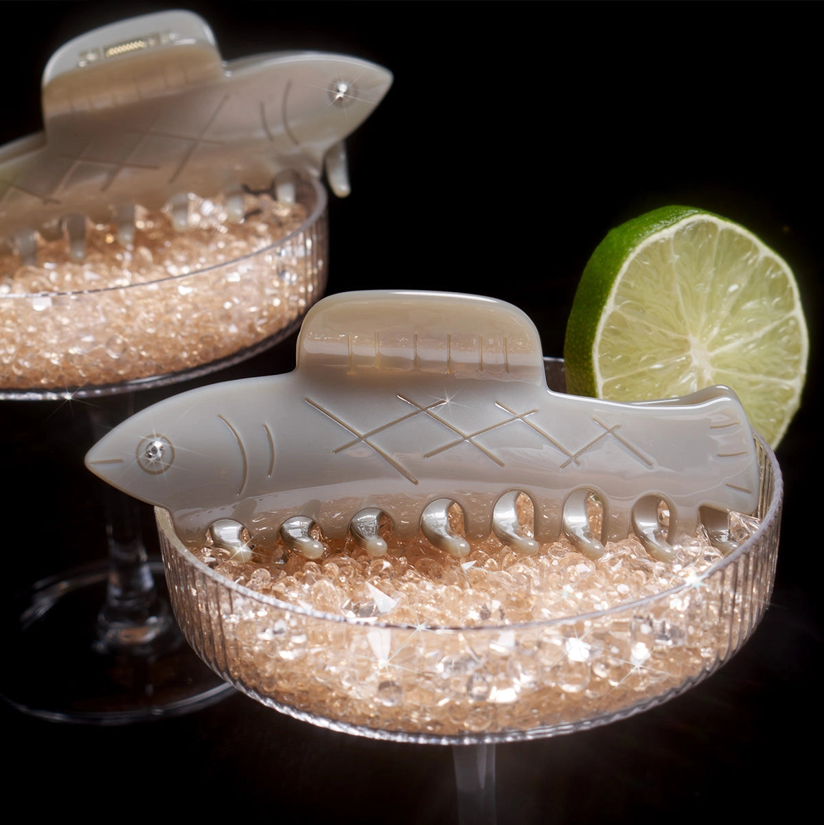 Herring《Hair Claw》 · Winona Irene