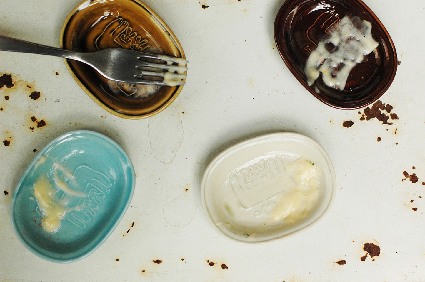 Dog Toranekobonbon Oval Small Dish · Classiky