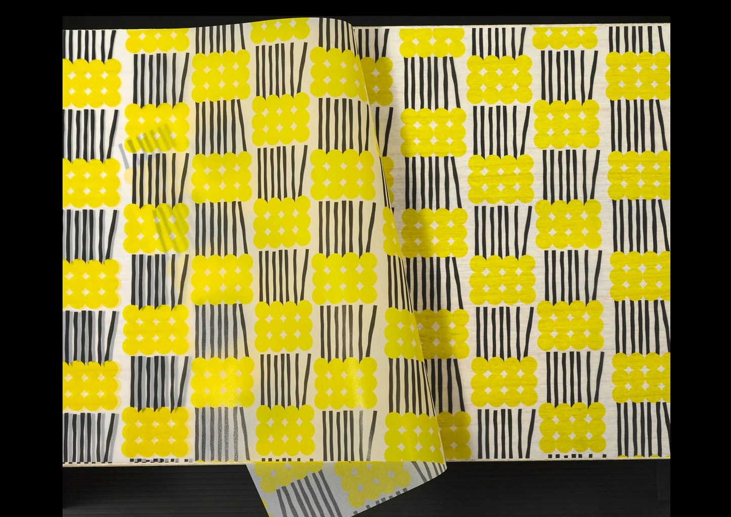 A3 size Dango Tracing Paper Wrapping Paper · Regaro Papiro