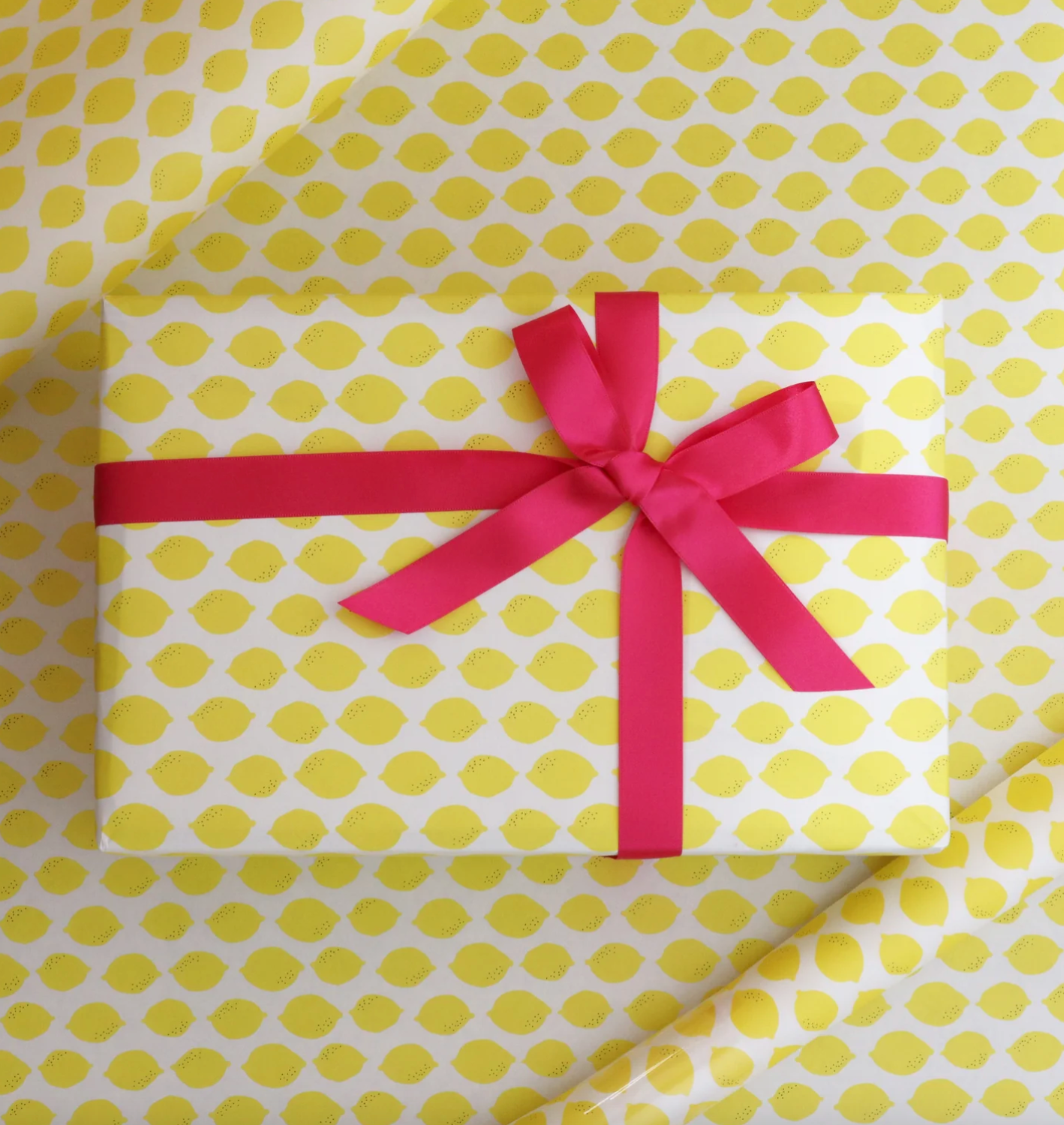 B2 Size Lemon Pattern Wrapping Paper · Regaro Papiro