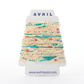No. 262 (Beige) Peracone · AVRIL Yarn