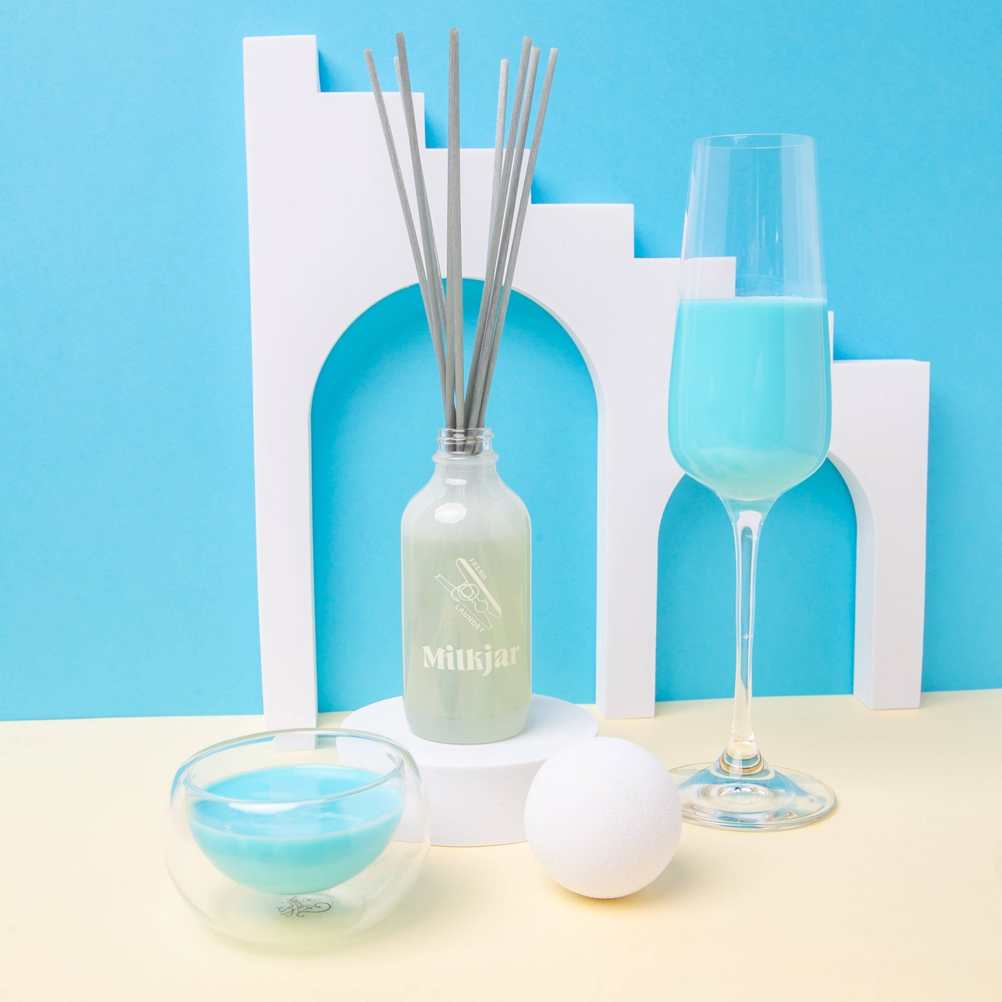 Fresh Laundry (Rain, Cotton & Vanilla) 4oz Reed Diffuser · Milk Jar Candle Co.