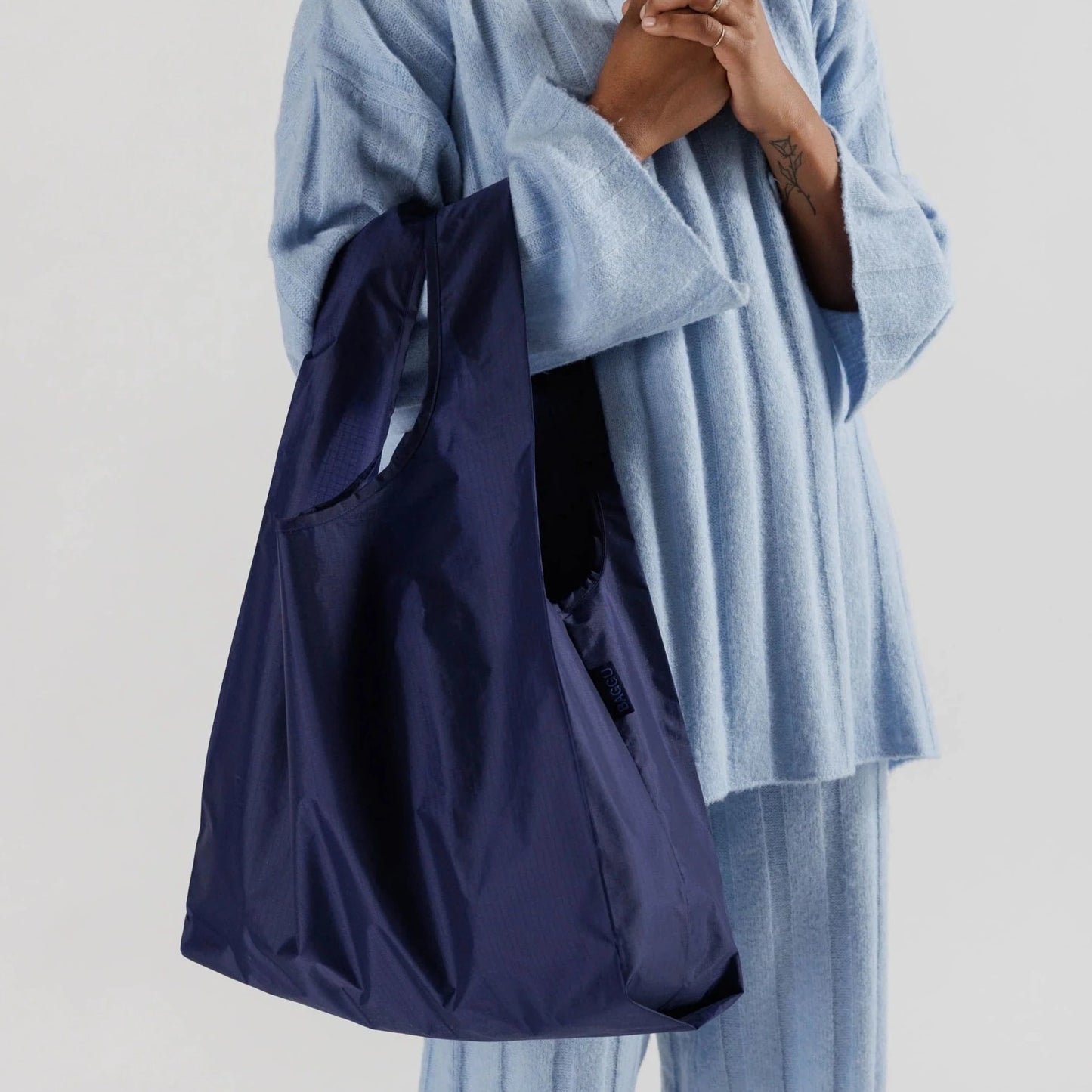 Navy / Standard Baggu
