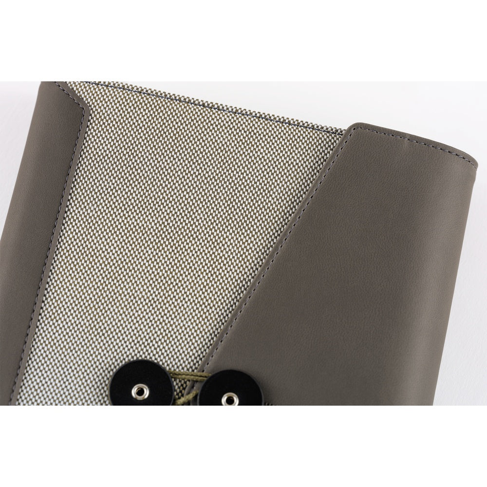 2026 Hobonichi Techo English Cousin Book / Letter Cover《January Start | English | A5》