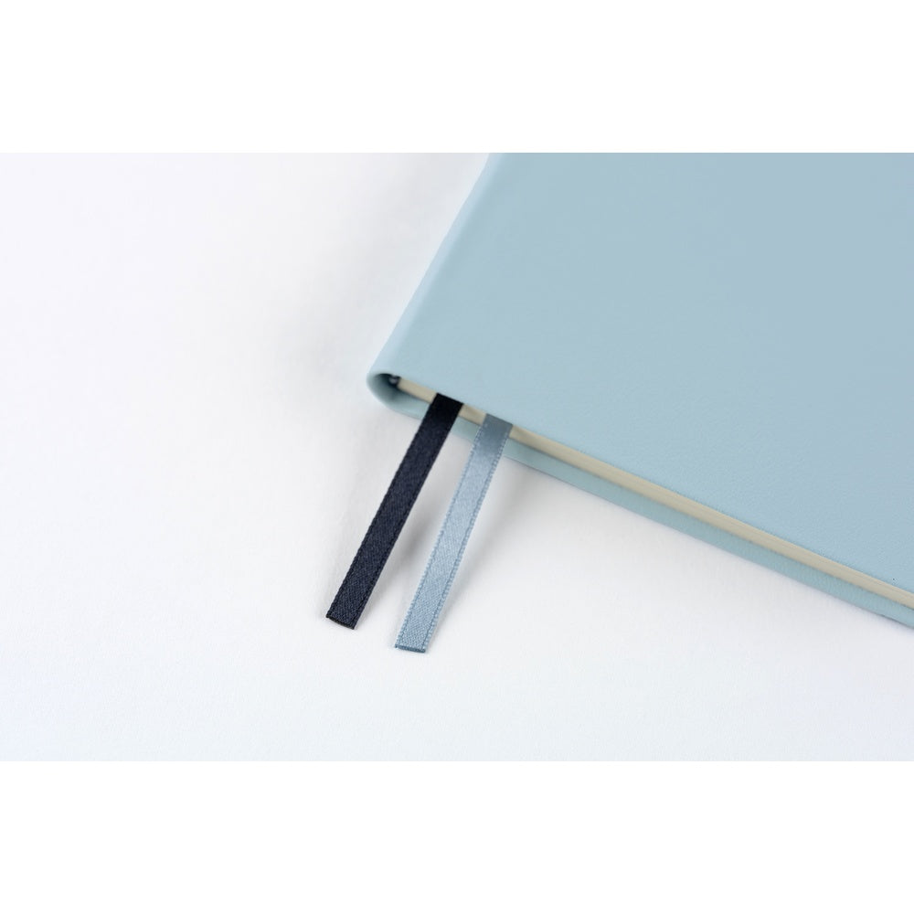 2026 Hobonichi English Weeks / Leather: Snow Blue 《January Start | English》