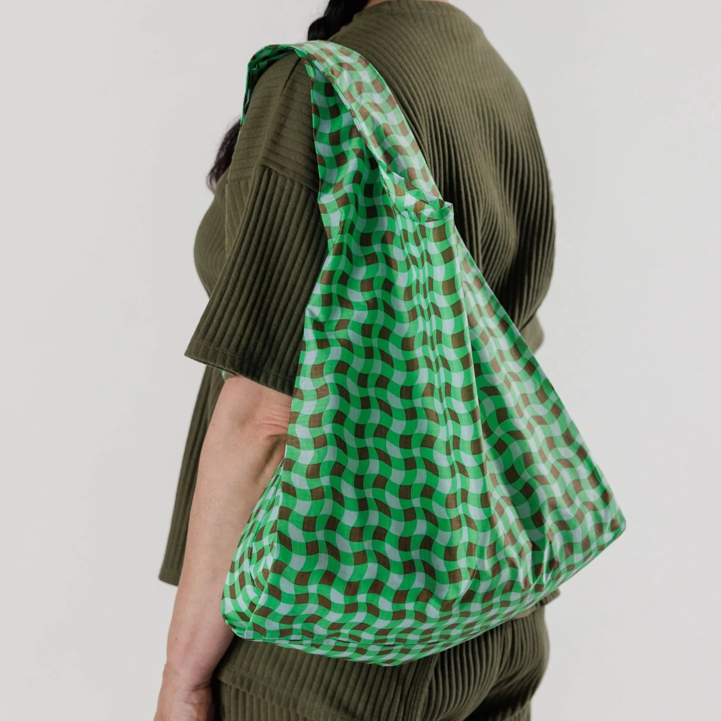 Wavy Gingham Green / Standard Baggu