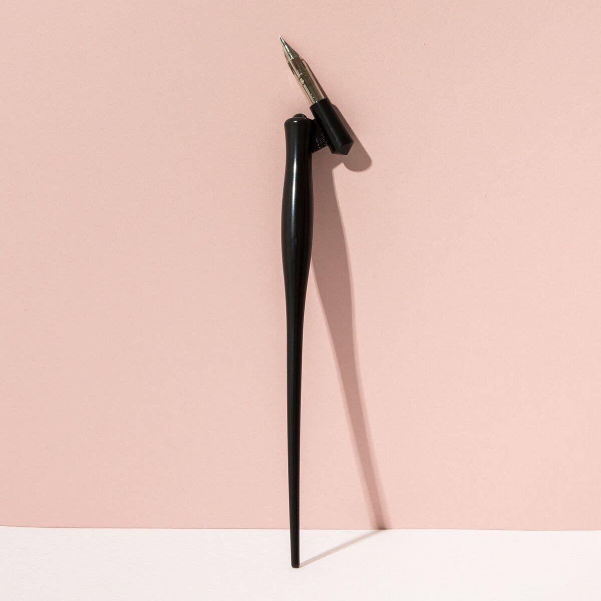 À L'AISE Calligraphy Oblique Nib Holder