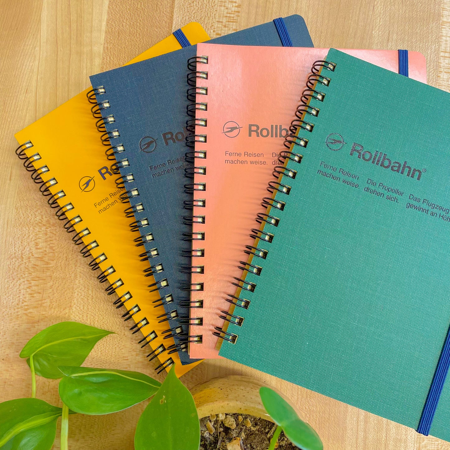 Rollbahn Cap-Martin Spiral Notebook / Green