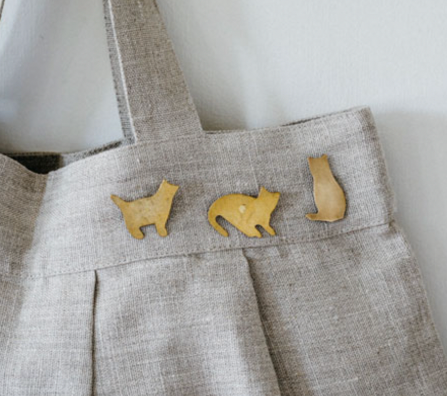 Brass Cat Pin / Goban - Fog Linen