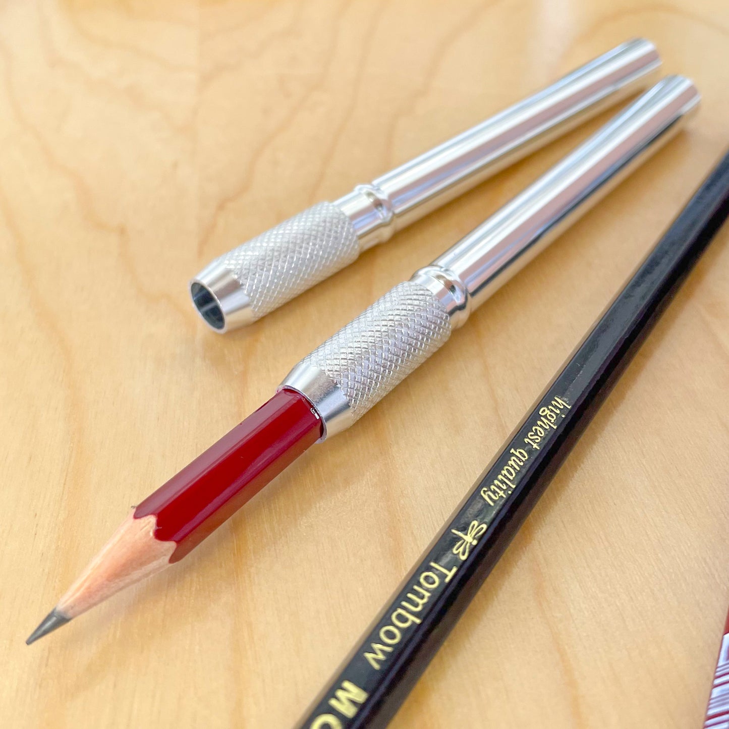 Black One-Push Pencil Holder · Kutsuwa