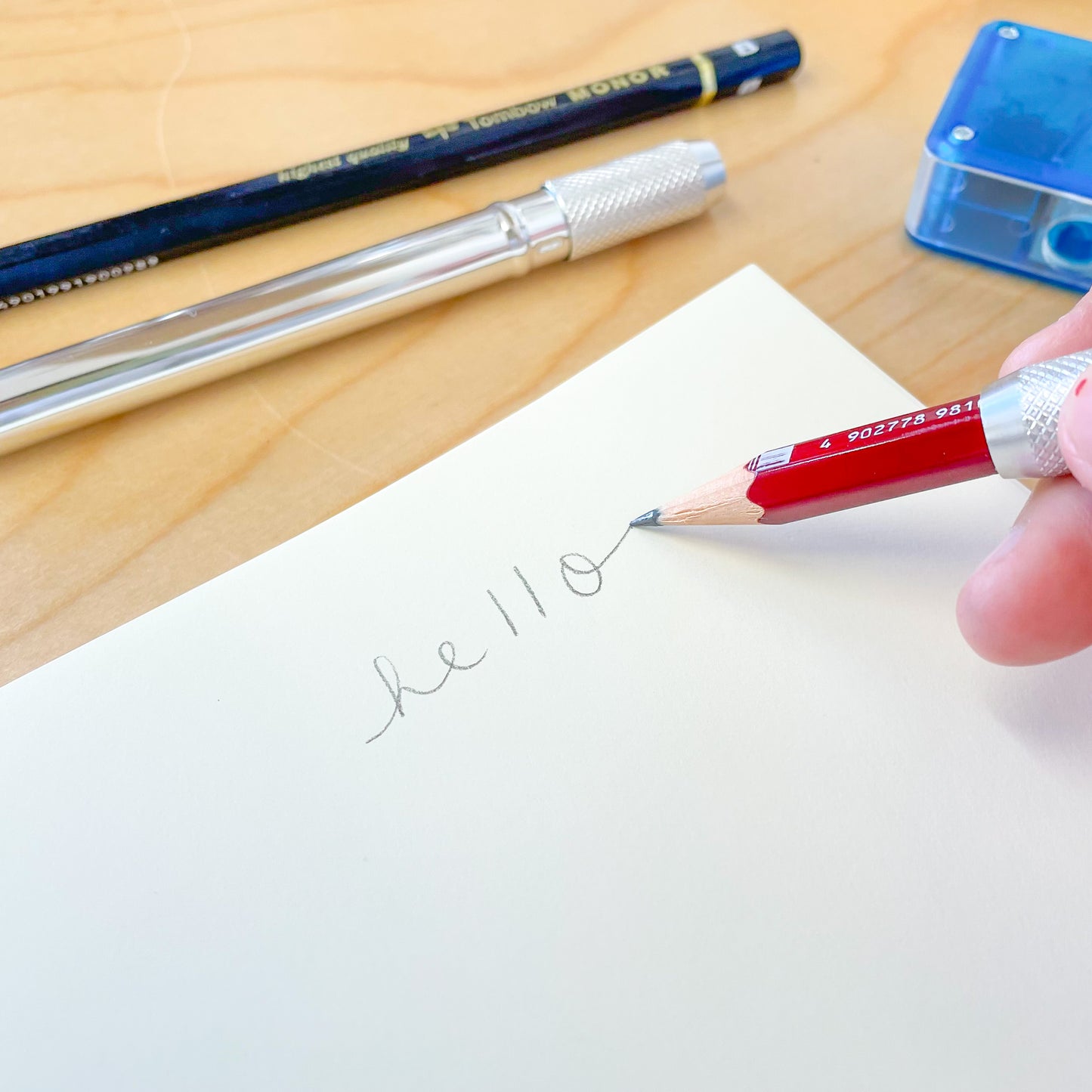 Black One-Push Pencil Holder · Kutsuwa