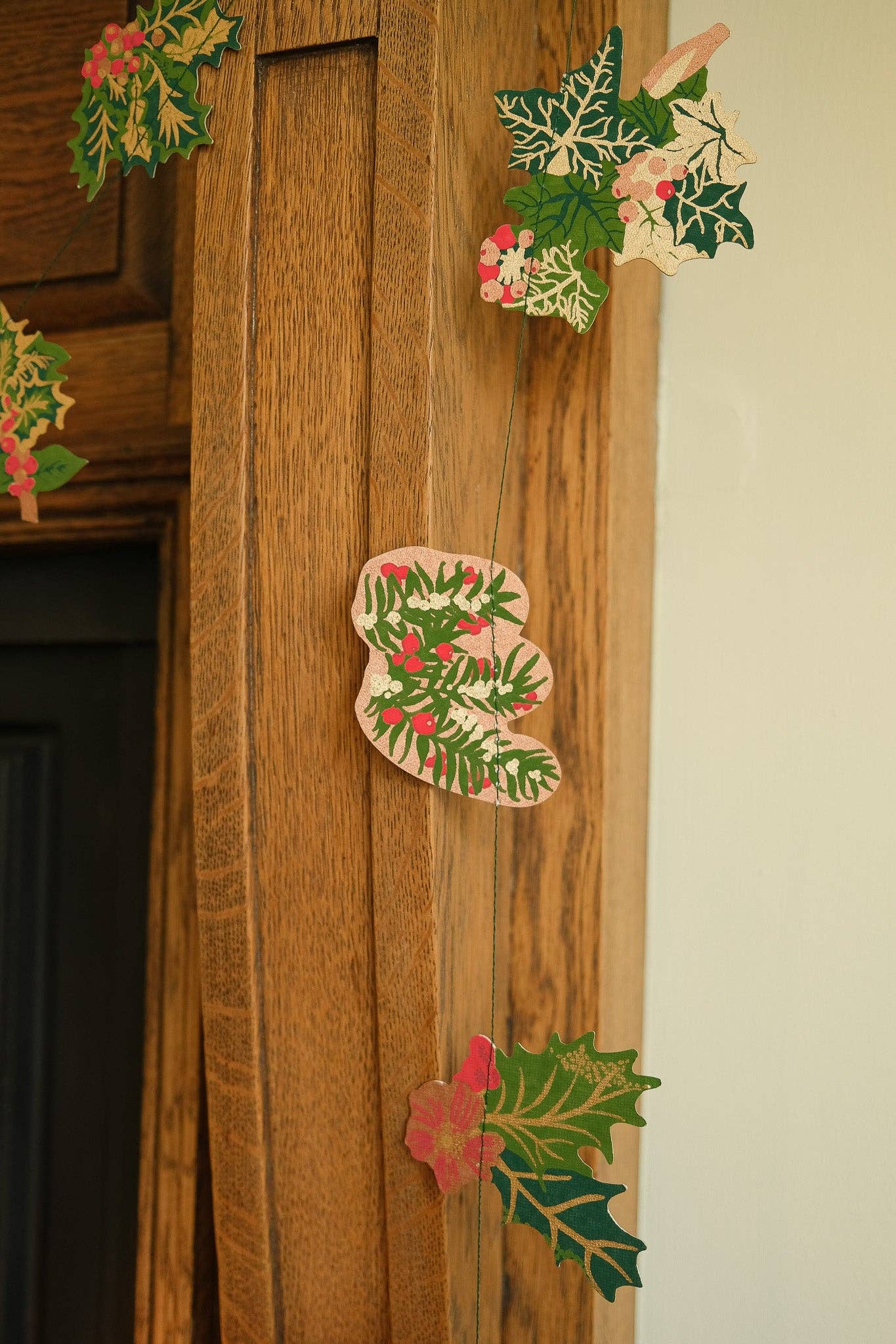 Holly and Ivy Sewn Garland · East End Press