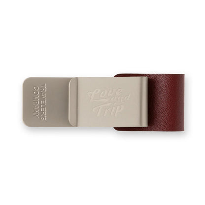 TRAVELER'S LOVE AND TRIP Pen Holder (Red)