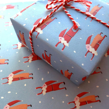 Super Santa Man Pattern Wrapping Paper · Regaro Papiro