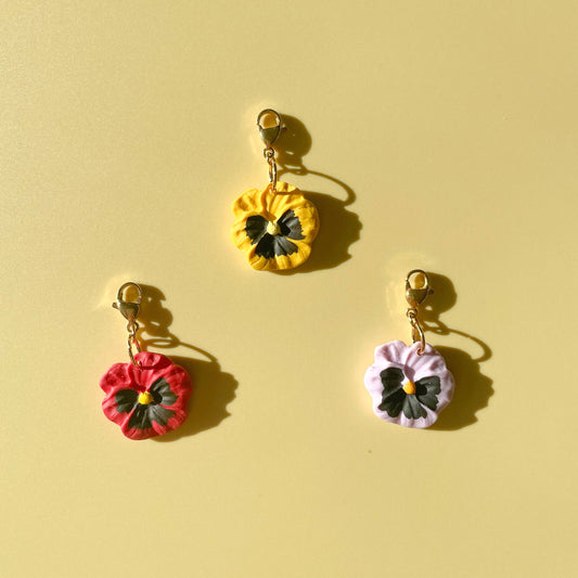 Pansy Bag Charm / Purple · Bold Blossom