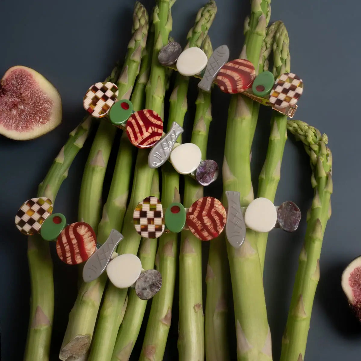 Hors D’Oeuvre Appetizer《Hair Clip》 · Winona Irene