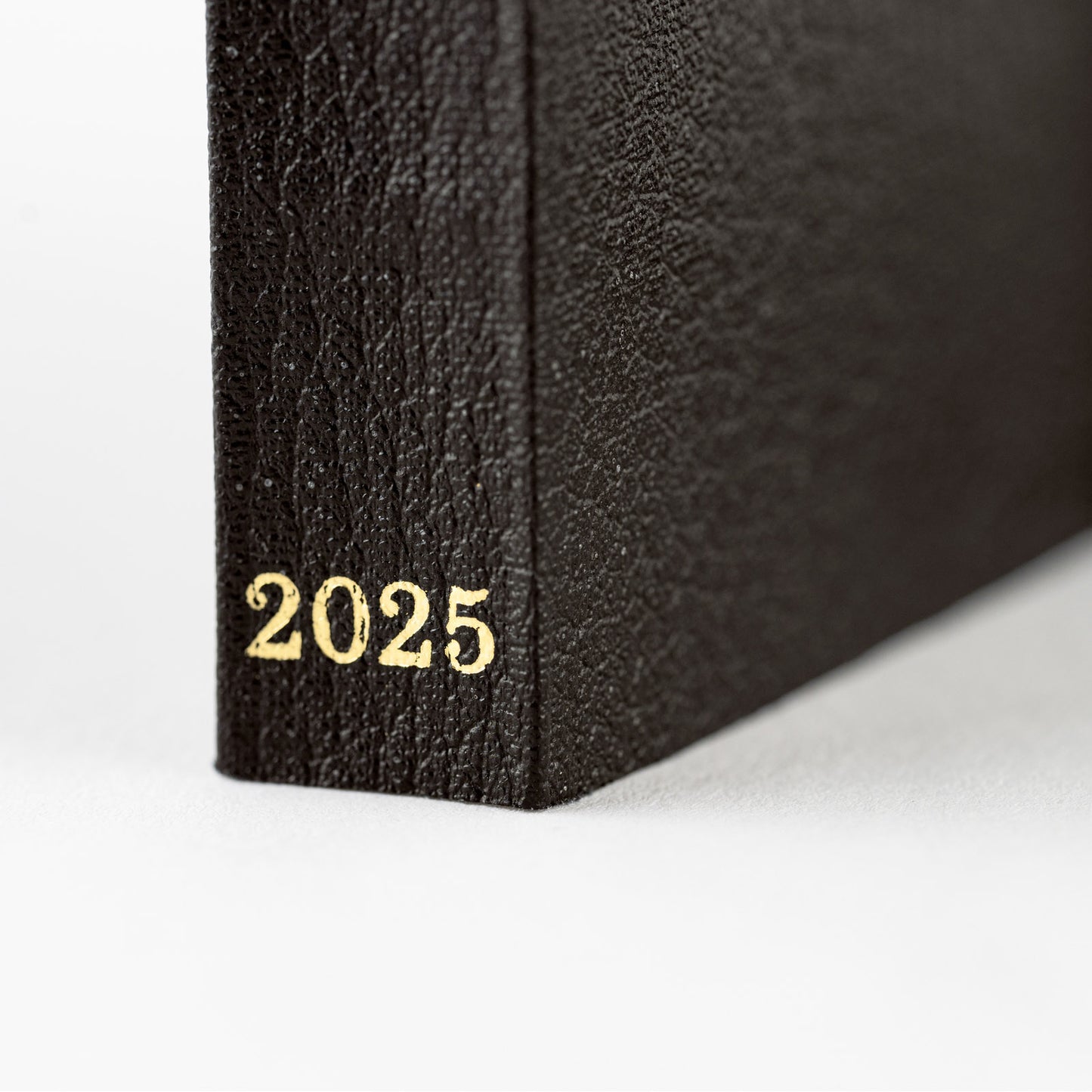 2025 Hobonichi Techo English Planner Book (January Start)