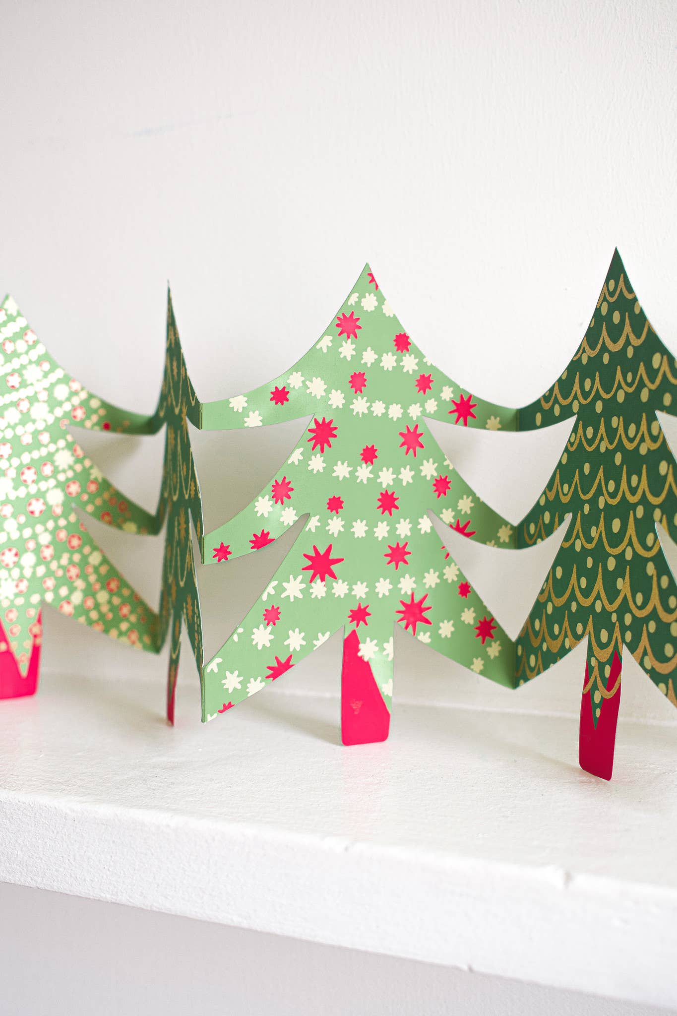 Christmas Trees Concertina Garland · East End Press