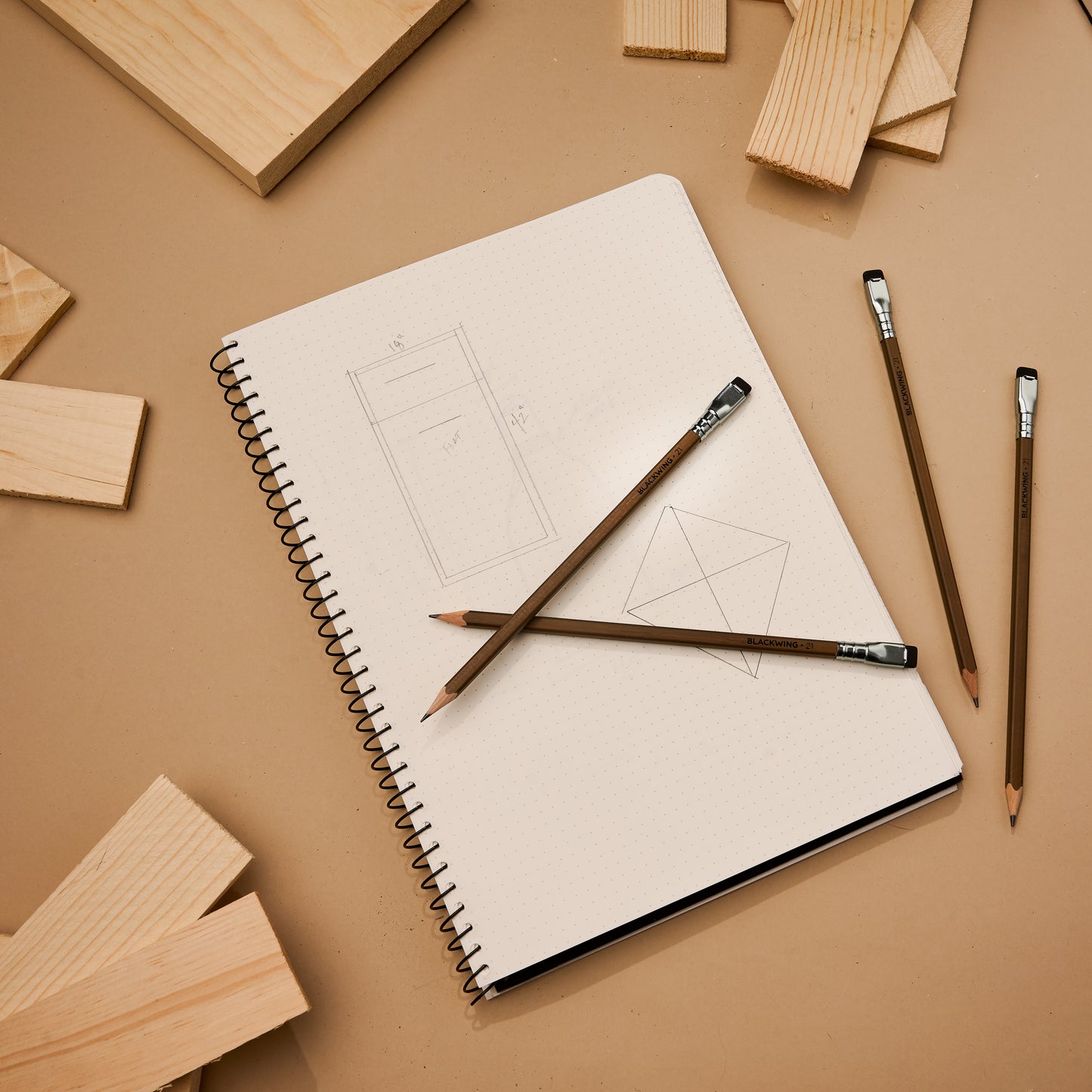 Blackwing Vol. 21 The Woodworking Pencil《Set of 12》