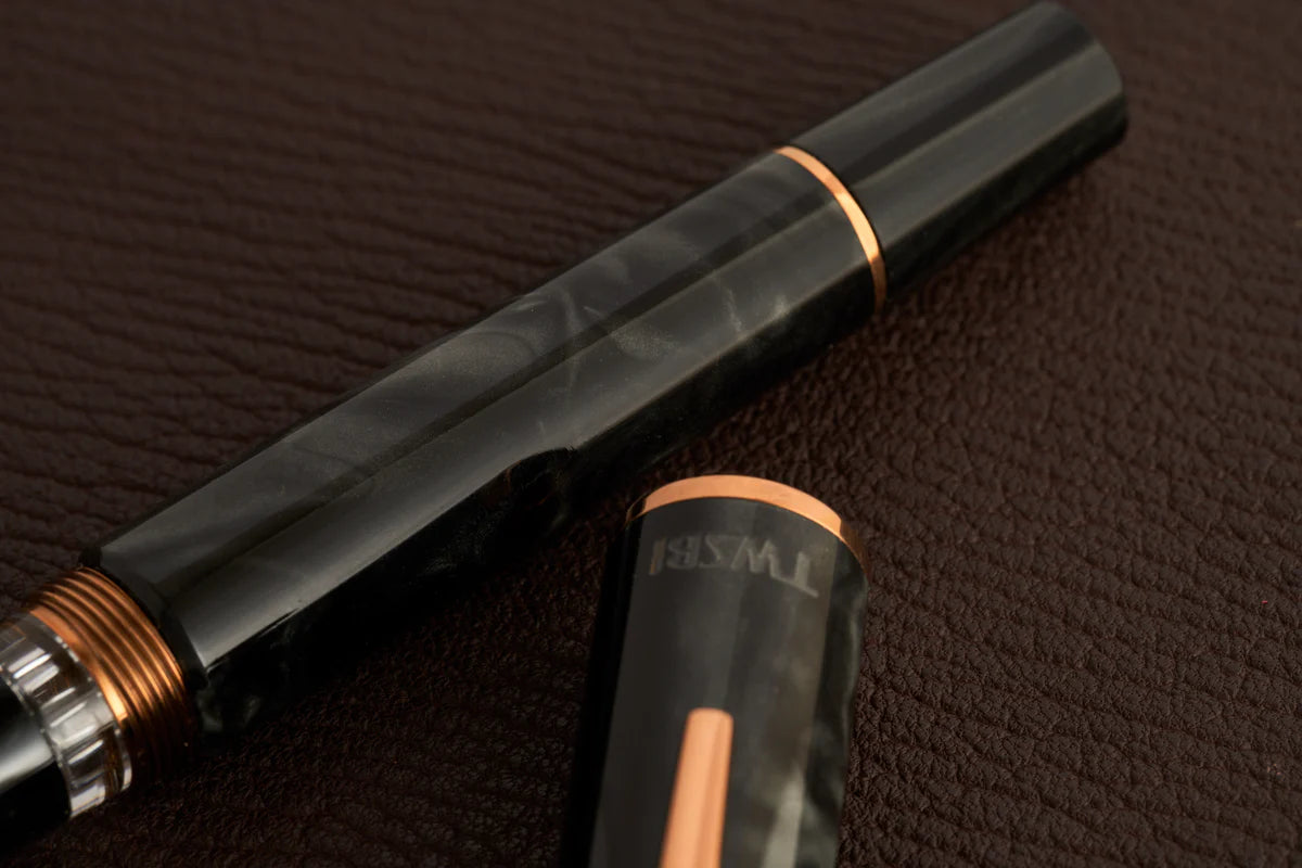 TWSBI Obsidian Fountain Pen《Medium》
