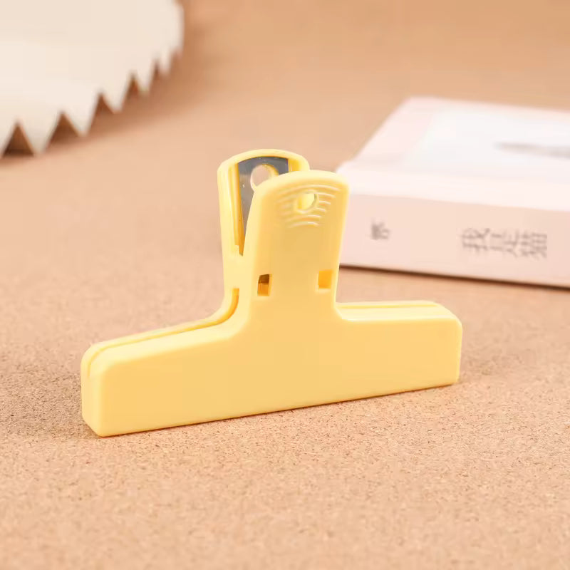 Plastic Clamp Clip