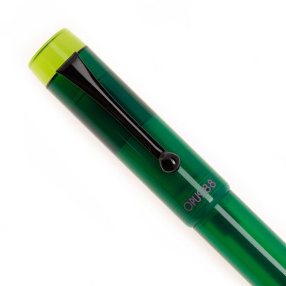 OPUS 88 Green Demonstrator with Black Nib《Fine》