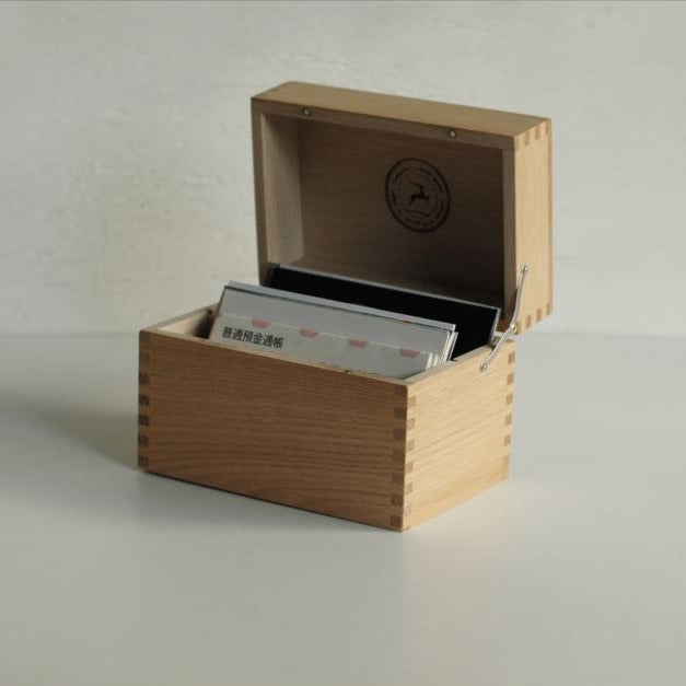 Chestnut Wood Box / Classiky