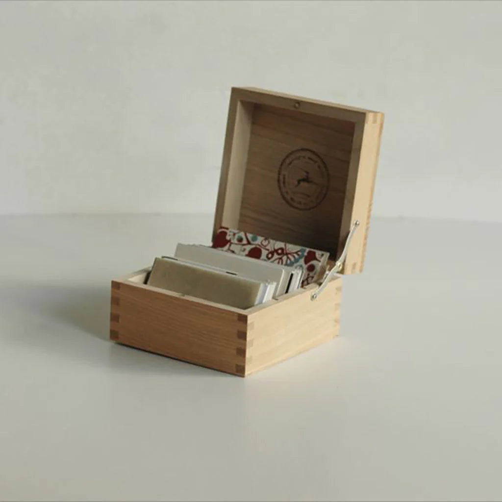 Chestnut Wood Box · Classiky