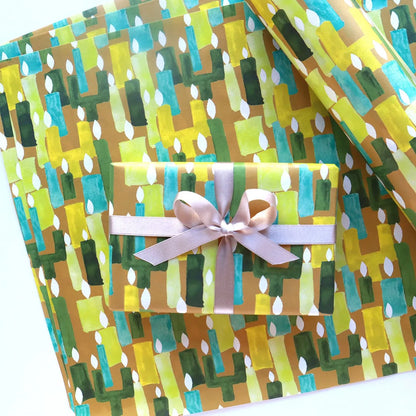 Candle Pattern Wrapping Paper · Regaro Papiro