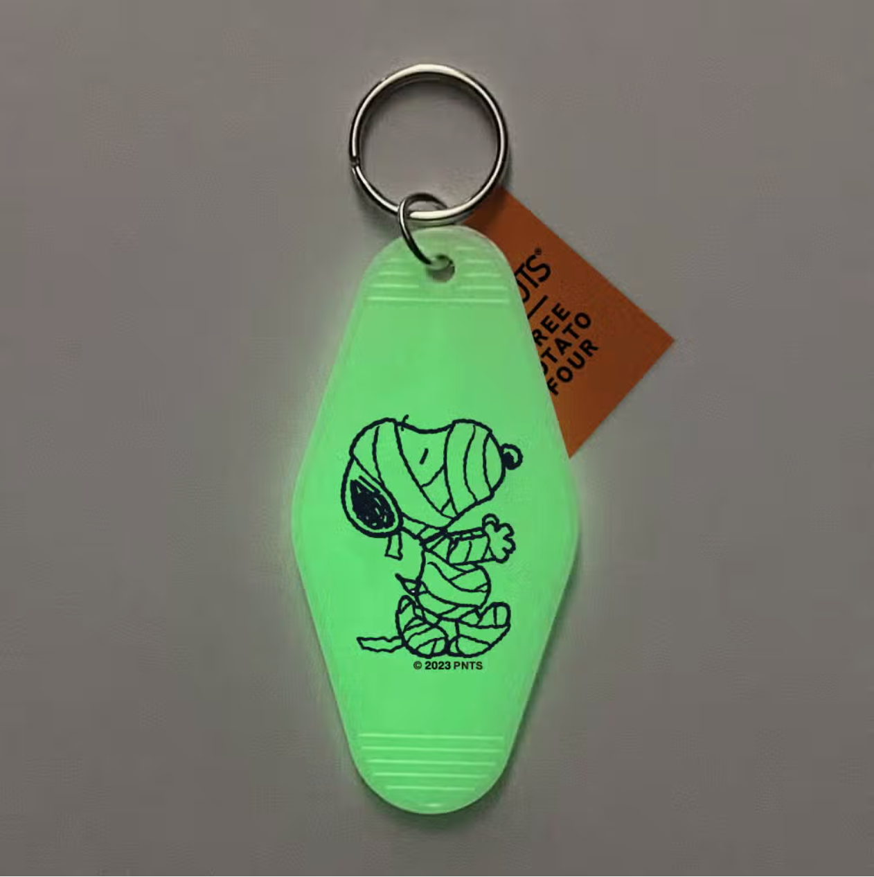 3P4 X Peanuts® - Snoopy Mummy Key Tag (Glow in the Dark!)