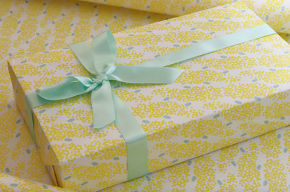 B2 Size Yellow Mimoza Pattern Wrapping Paper · Regaro Papiro