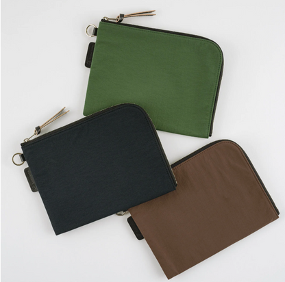 Tragen Flat Pouch A6 · Hobonichi