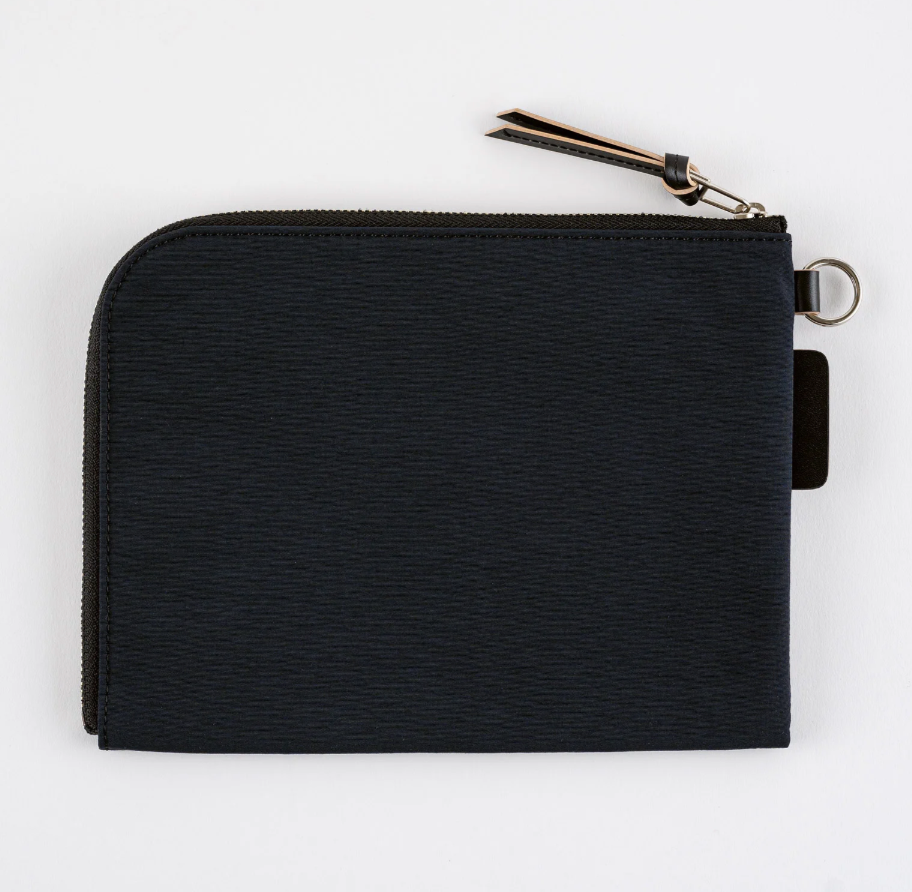 Tragen Flat Pouch A6 · Hobonichi