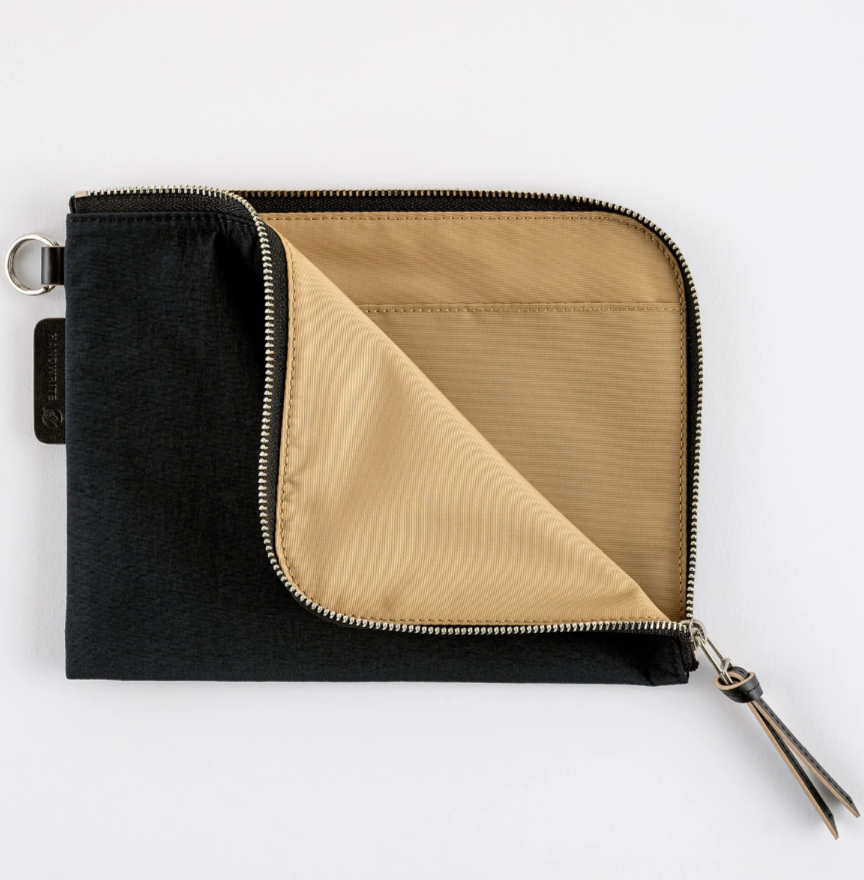 Tragen Flat Pouch A6 · Hobonichi