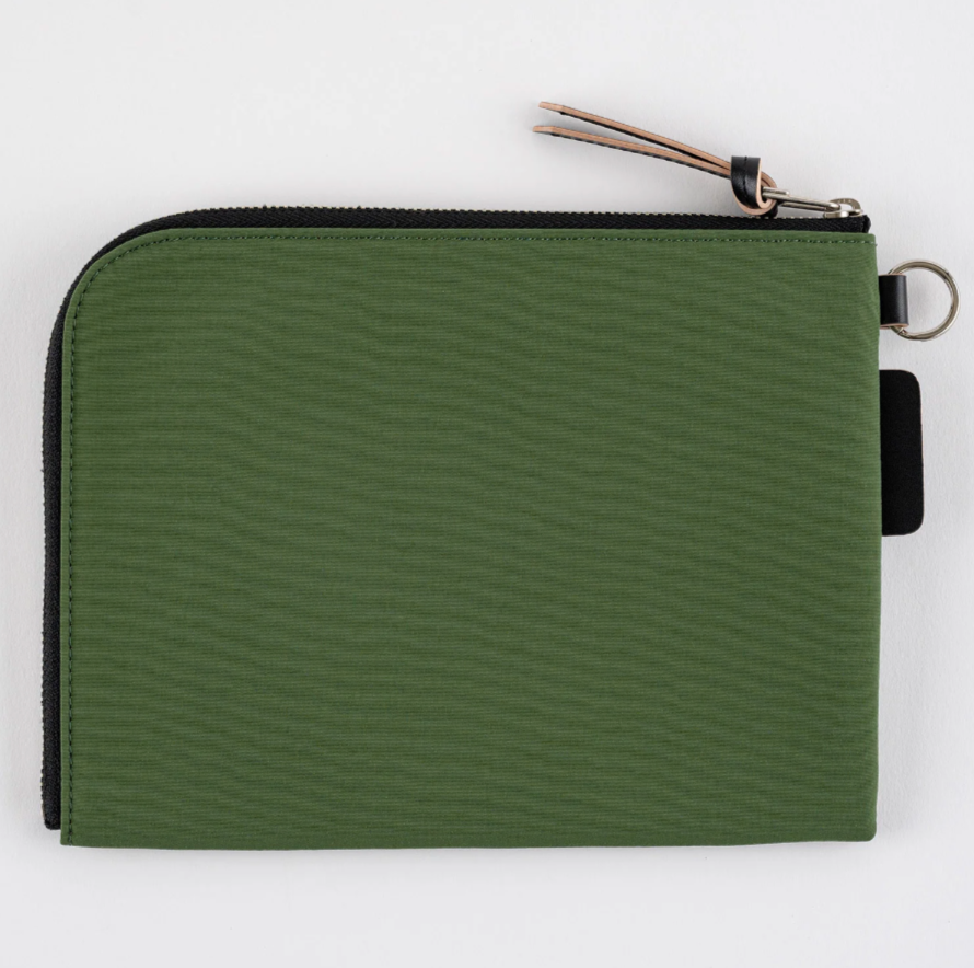 Tragen Flat Pouch A6 · Hobonichi