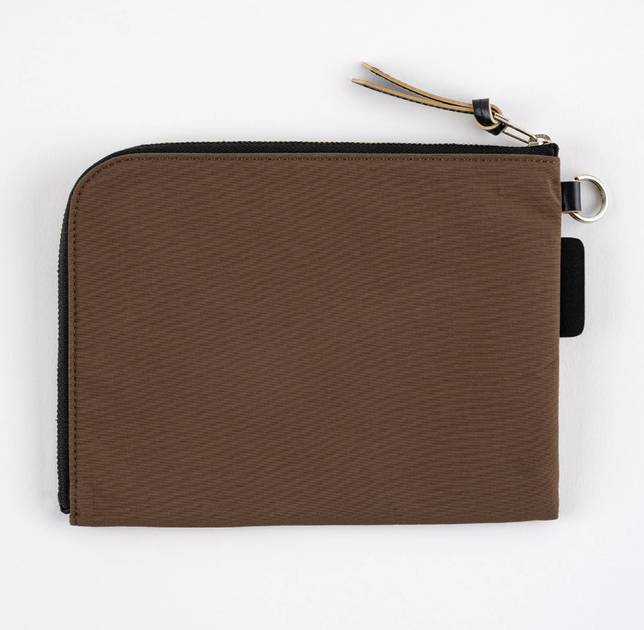 Tragen Flat Pouch A6 · Hobonichi