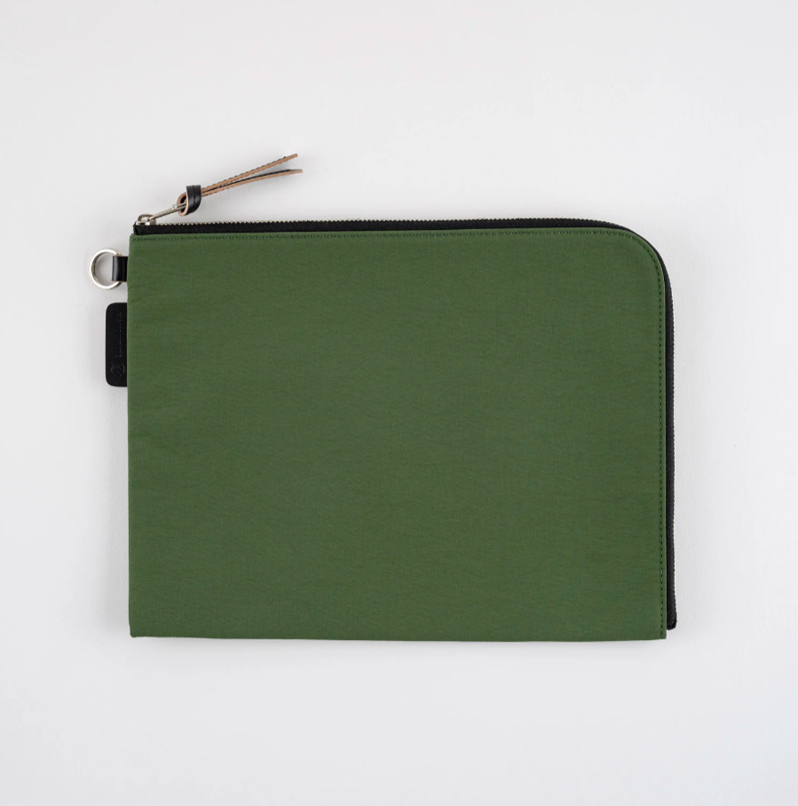 Tragen Flat Pouch A5 · Hobonichi