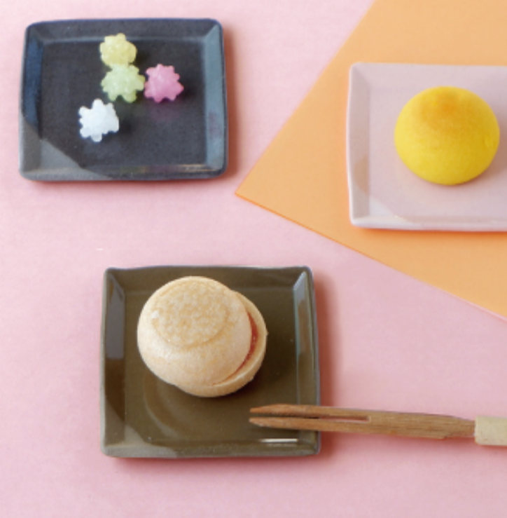 Square plate / Black Sesame · Masters Craft