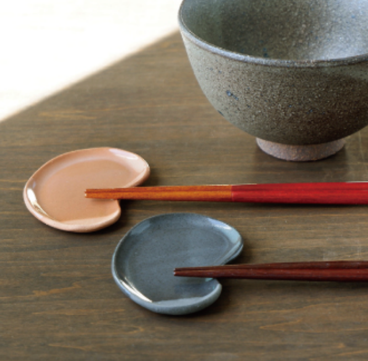 Bean Shape Plate / Black Sesame · Masters Craft
