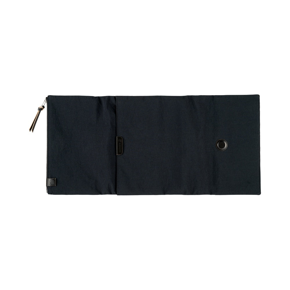 Tragen: Black《A5 Hobonichi Cousin Cover》