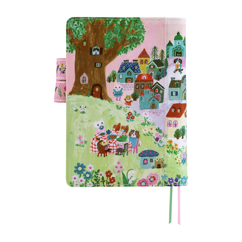 Yumi Kitagishi: White Cat Village《A5 Hobonichi Cousin Cover》