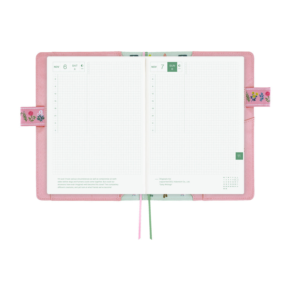 Yumi Kitagishi: White Cat Village《A5 Hobonichi Cousin Cover》