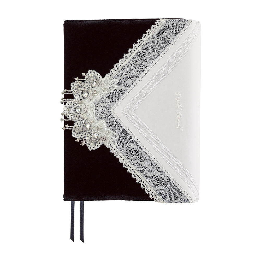 tanakadaisuke: White Handkerchief Diary《A5 Hobonichi Cousin Cover》