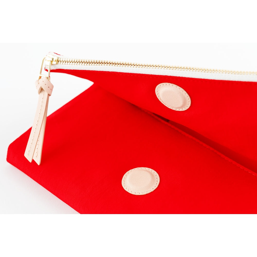 Tragen: Red Weeks Cover《Hobonichi Weeks Cover》